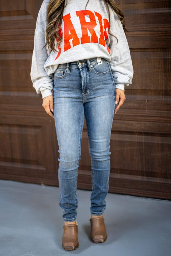 “Judy Blue Confidence Skinny High Rise Tummy Control Jeans in blue stretch denim for women”